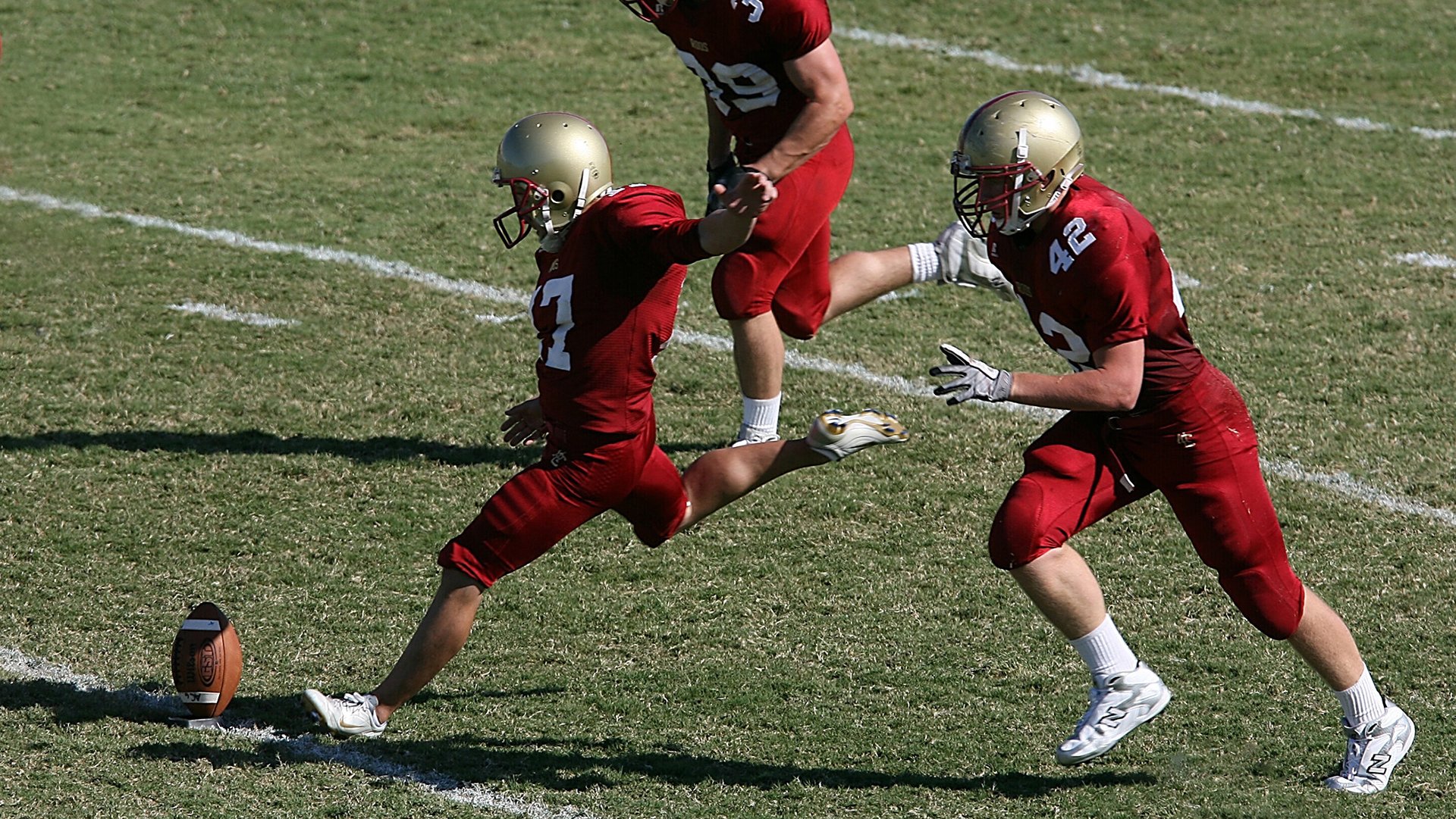 星空体育app体验棒-中超新赛季开幕 异军突起成最大看点，中超新赛季各队名单